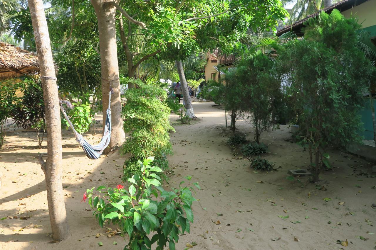 Arne'S Place Arugam Bay Exterior foto